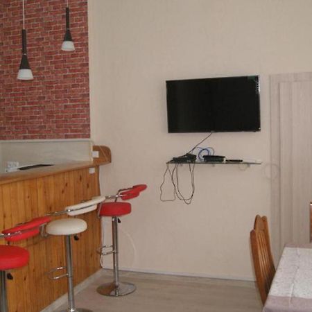 Modern Apartment Avlabari Tbilisi Buitenkant foto