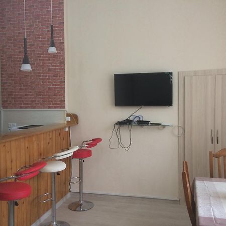 Modern Apartment Avlabari Tbilisi Buitenkant foto