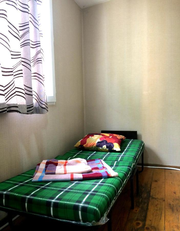 Modern Apartment Avlabari Tbilisi Buitenkant foto