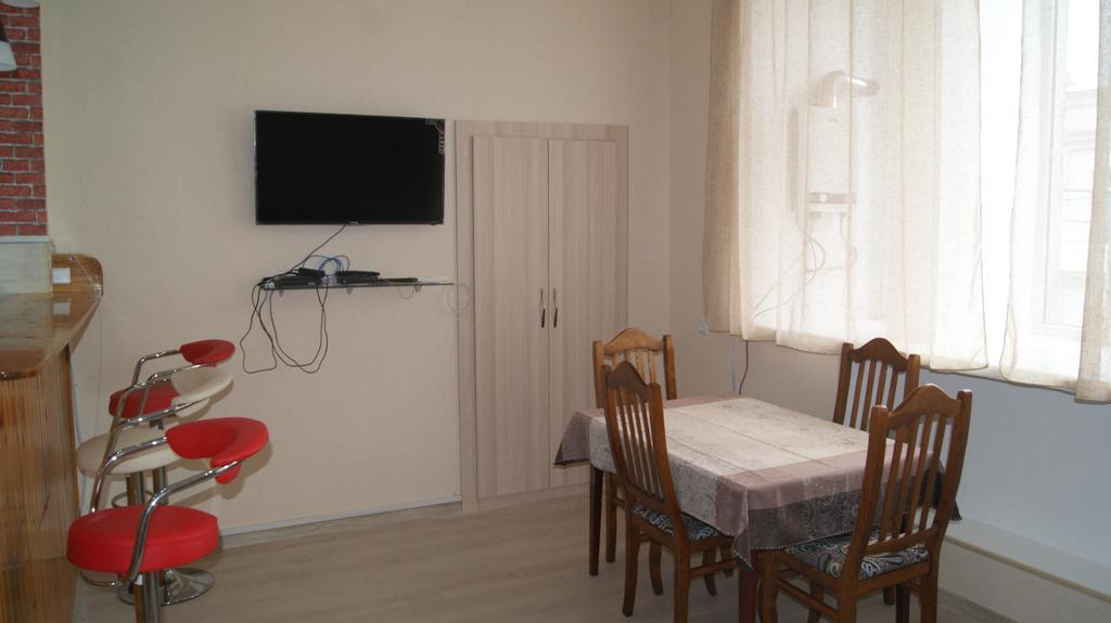 Modern Apartment Avlabari Tbilisi Buitenkant foto