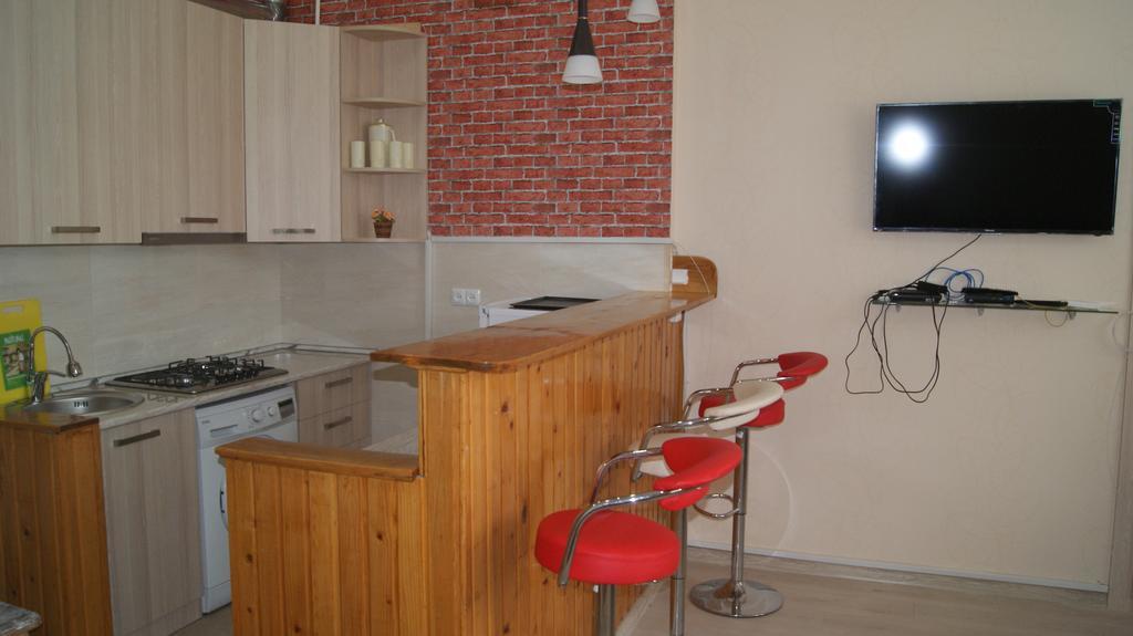 Modern Apartment Avlabari Tbilisi Buitenkant foto